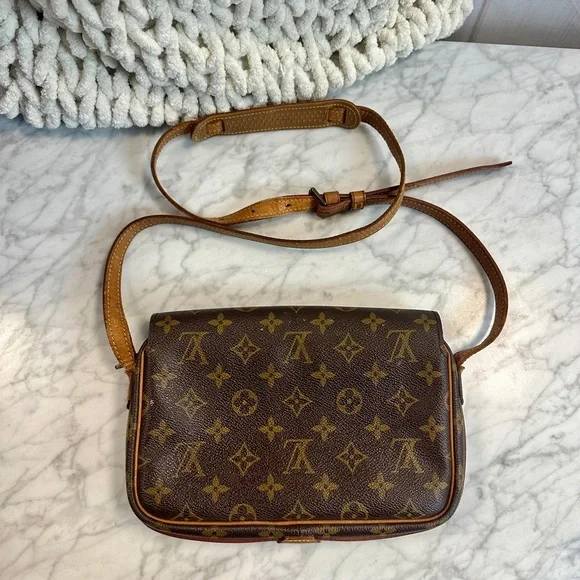 Louis Vuitton Monogram Brown Crossbody Bag - Picture 5 of 13